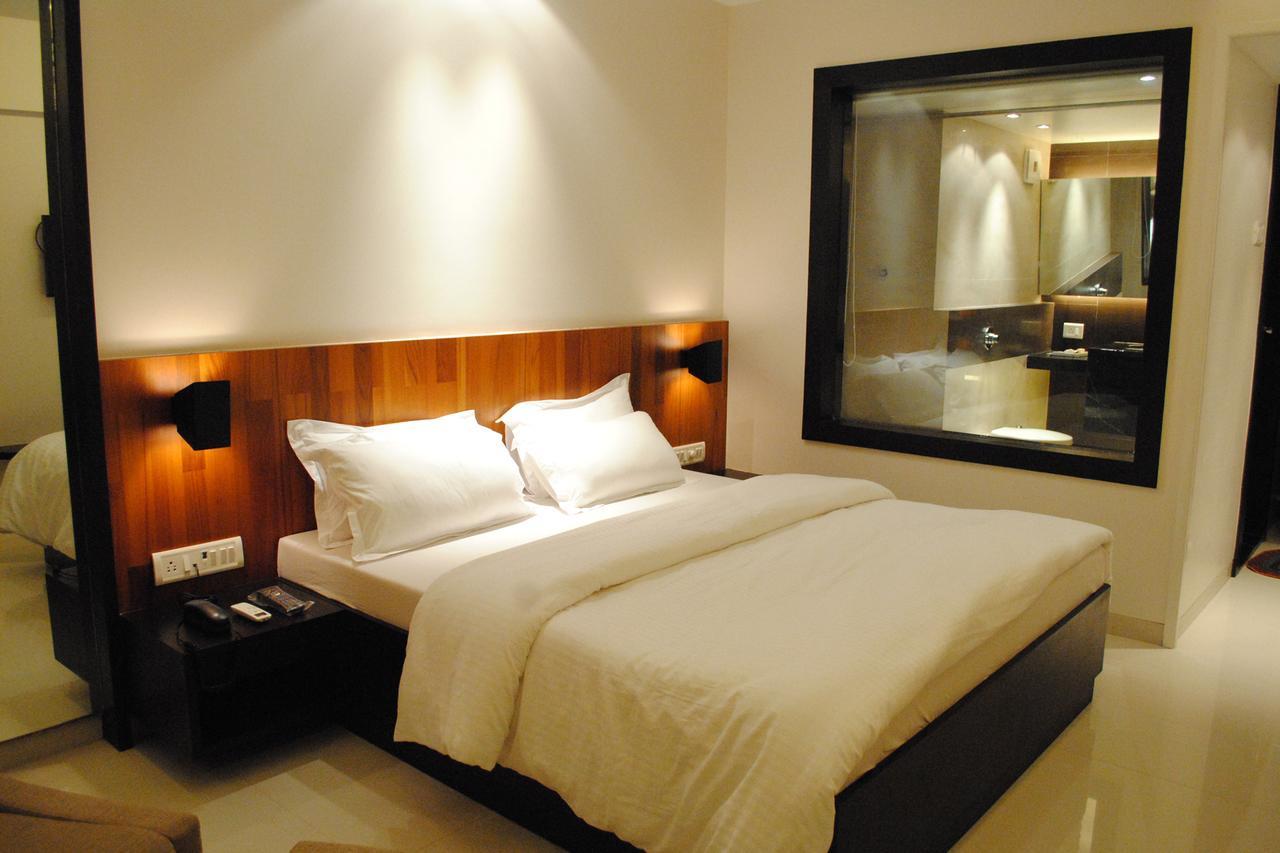 Hotel Landmark Ratnāgiri 外观 照片